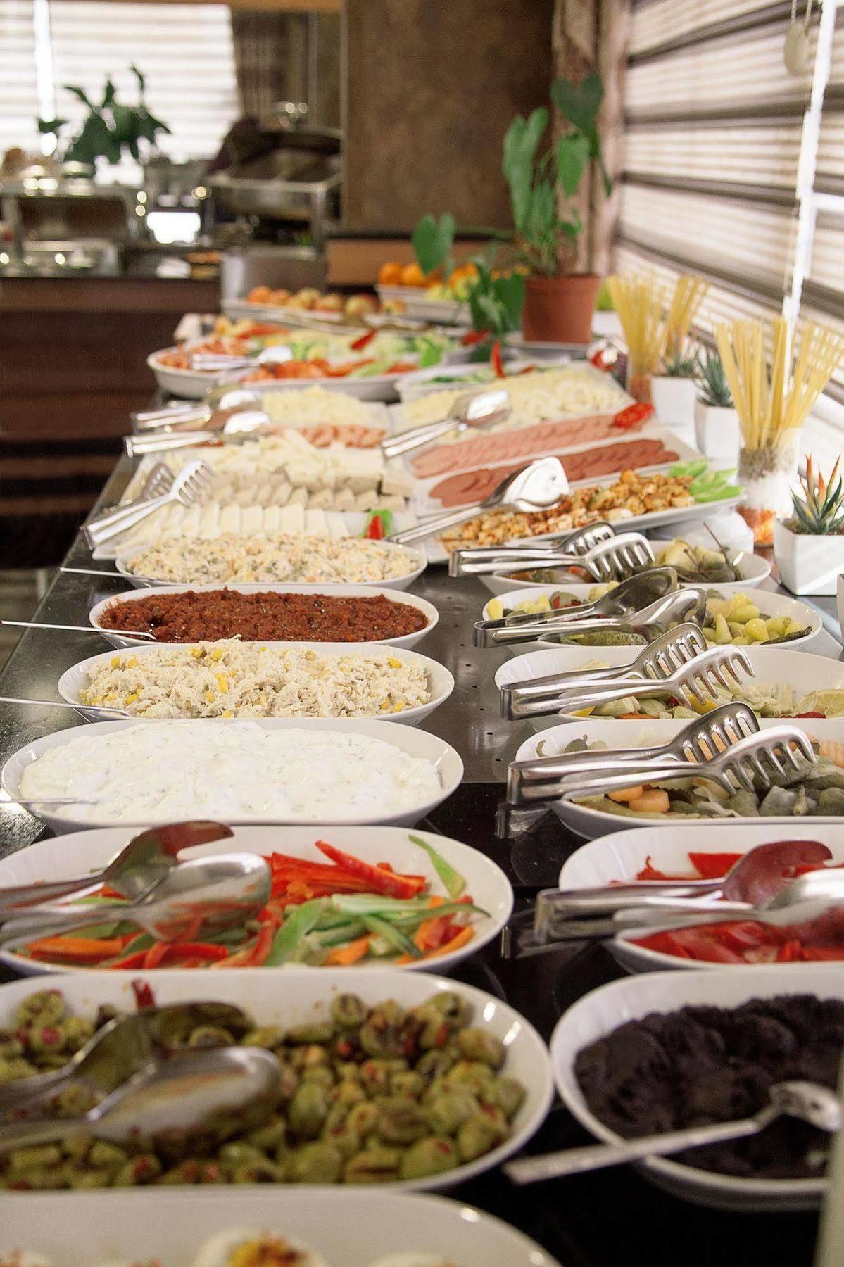 The Rise Aron Business Hotel Merter Istanbul Eksteriør billede