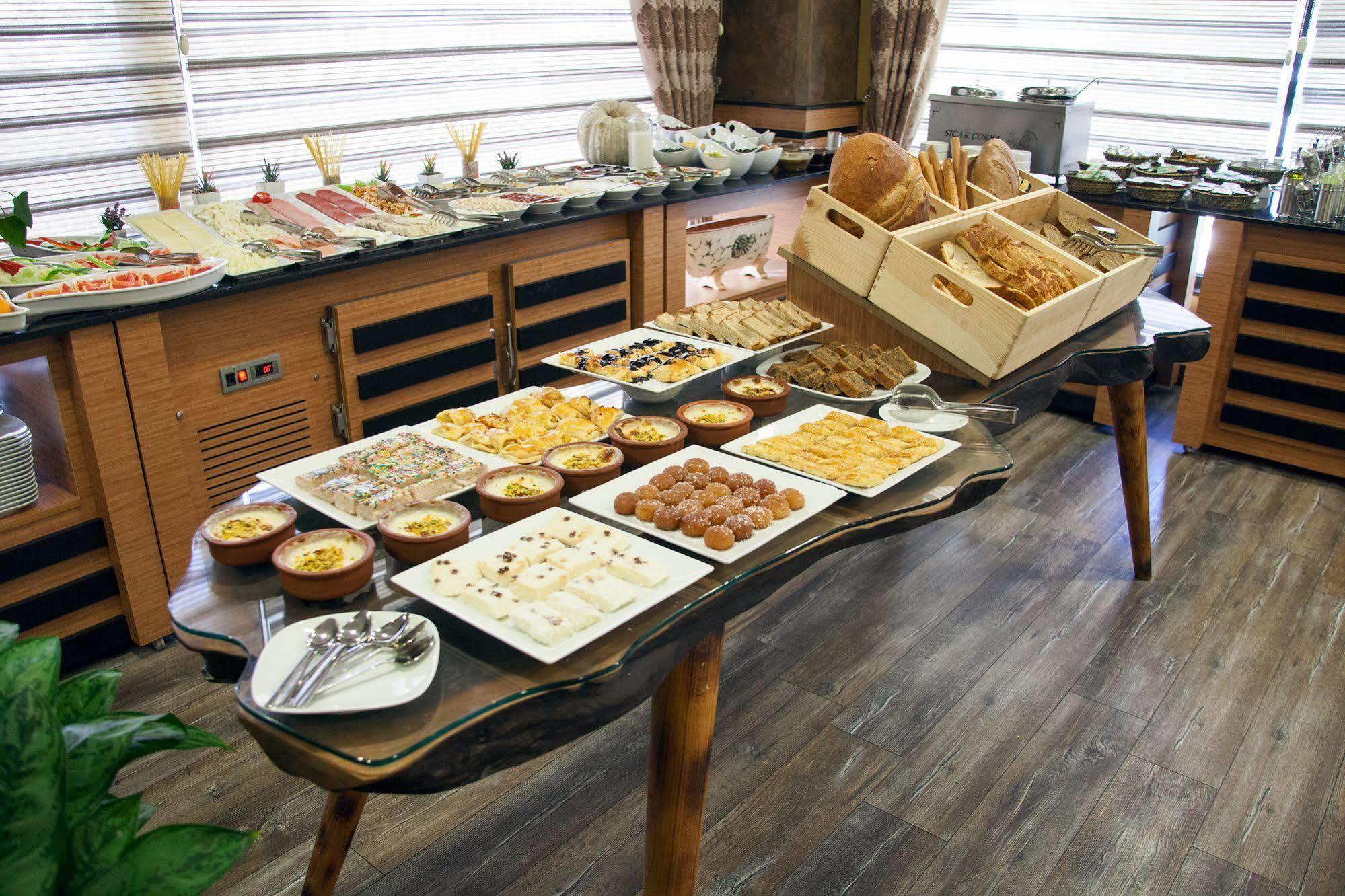 The Rise Aron Business Hotel Merter Istanbul Eksteriør billede